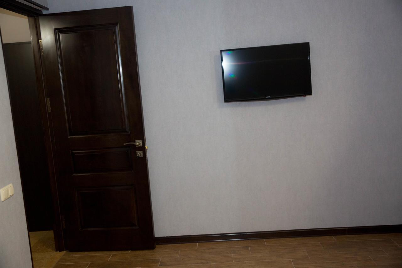 Eridana Hotel エレバン エクステリア 写真