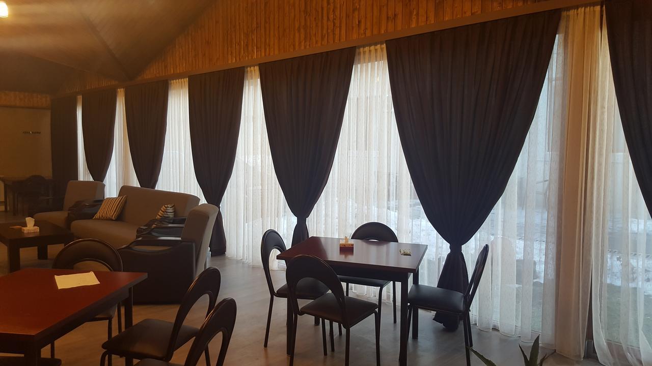Eridana Hotel エレバン エクステリア 写真