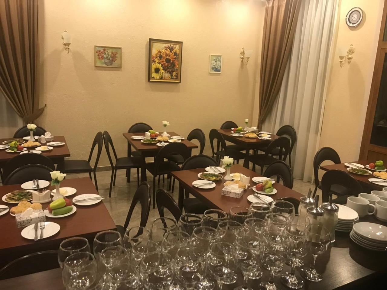 Eridana Hotel エレバン エクステリア 写真