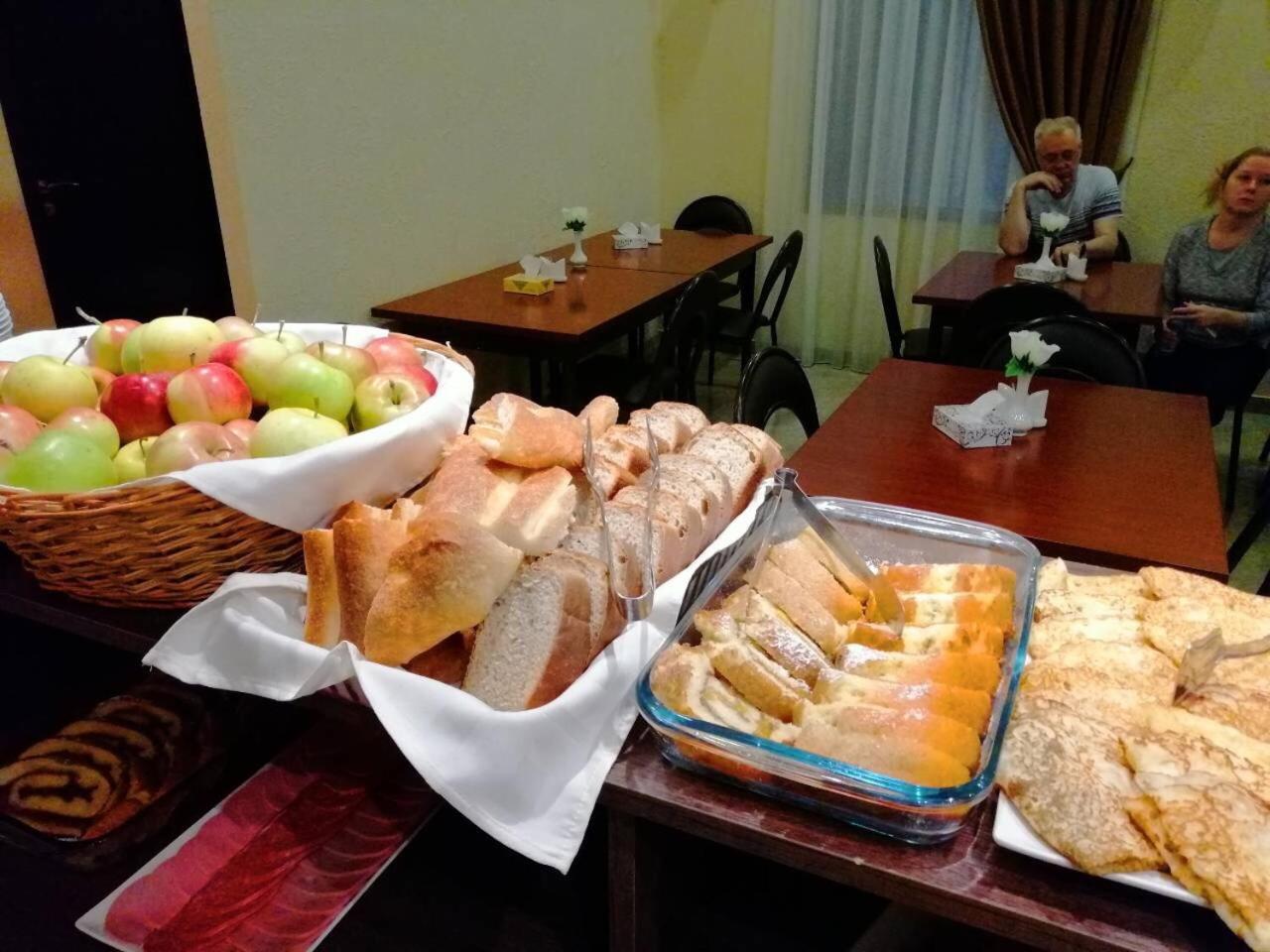 Eridana Hotel エレバン エクステリア 写真